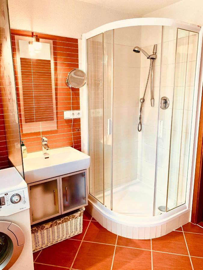 Apartment Klara. City Center. Free Parking Liptovský Mikuláš Eksteriør bilde